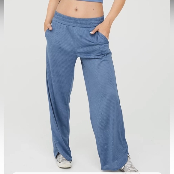 OFFLINE By Aerie Swish Mesh
Wide Leg Skater Pant - Picture 1 of 6